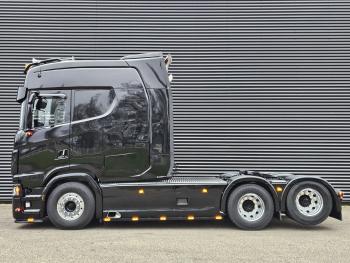 S660 V8 LONGLINE / XXL / SPECIAL / SHOWTRUCK